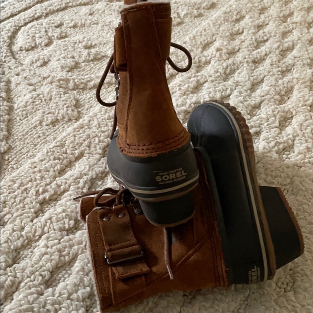 Winter Fancy Lace Full Grain Leather Sorel Boots.